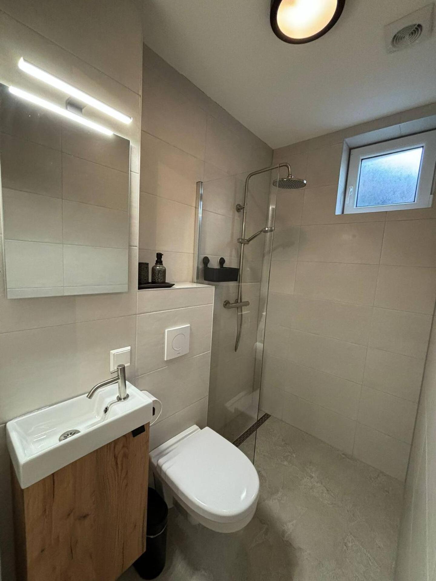 Bed And Breakfast Heerenveen Centrum Met Prive Sauna En Jacuzzi Exteriör bild